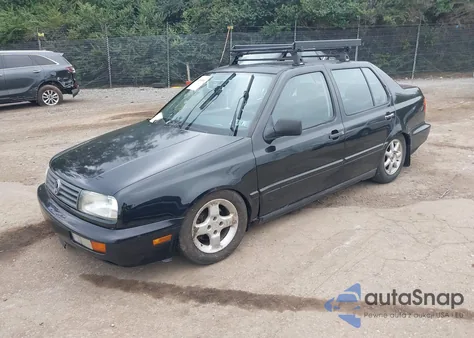 1997 Volkswagen Jetta Gt z USA, uszkodzony, nr VIN 3VWVA81H9VM077330
